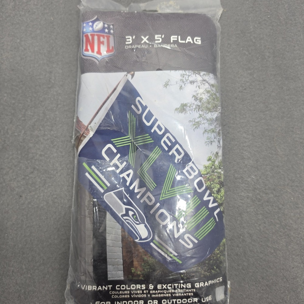 Seattle Seahawks XLVIII Super Bowl Champions 3'X5' Flag.     E